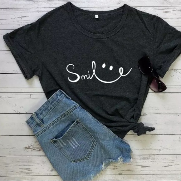 ❤️❤️❤️Smile Short Sleeve Top - Picture 2 of 3